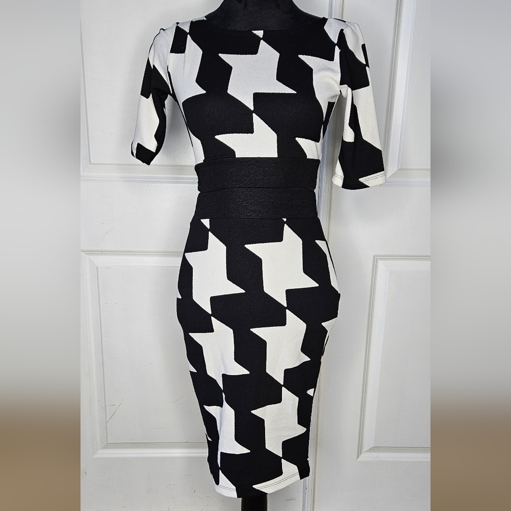 Houndstooth 2 piece Skirt Set
